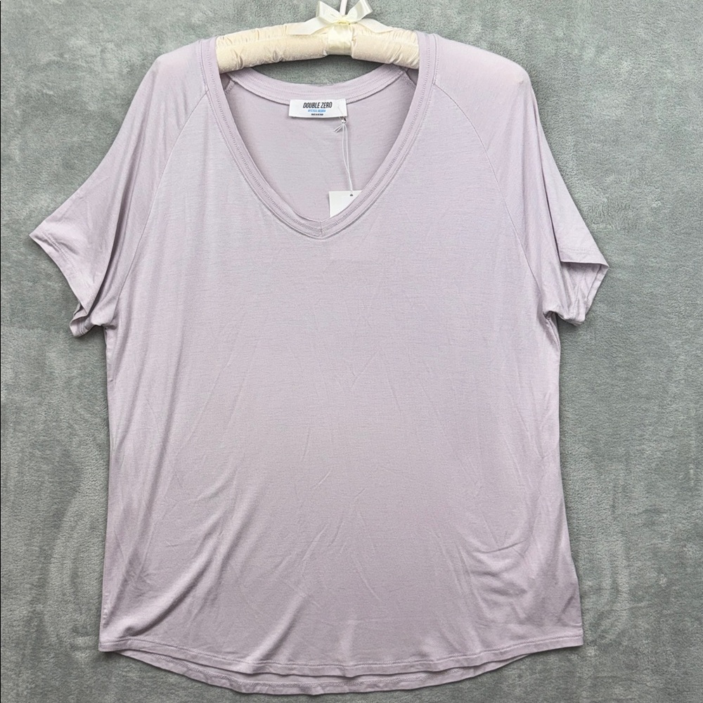 Double Zero Ellie Essential Light Purple V-Neck Short Sleeve Top Medium